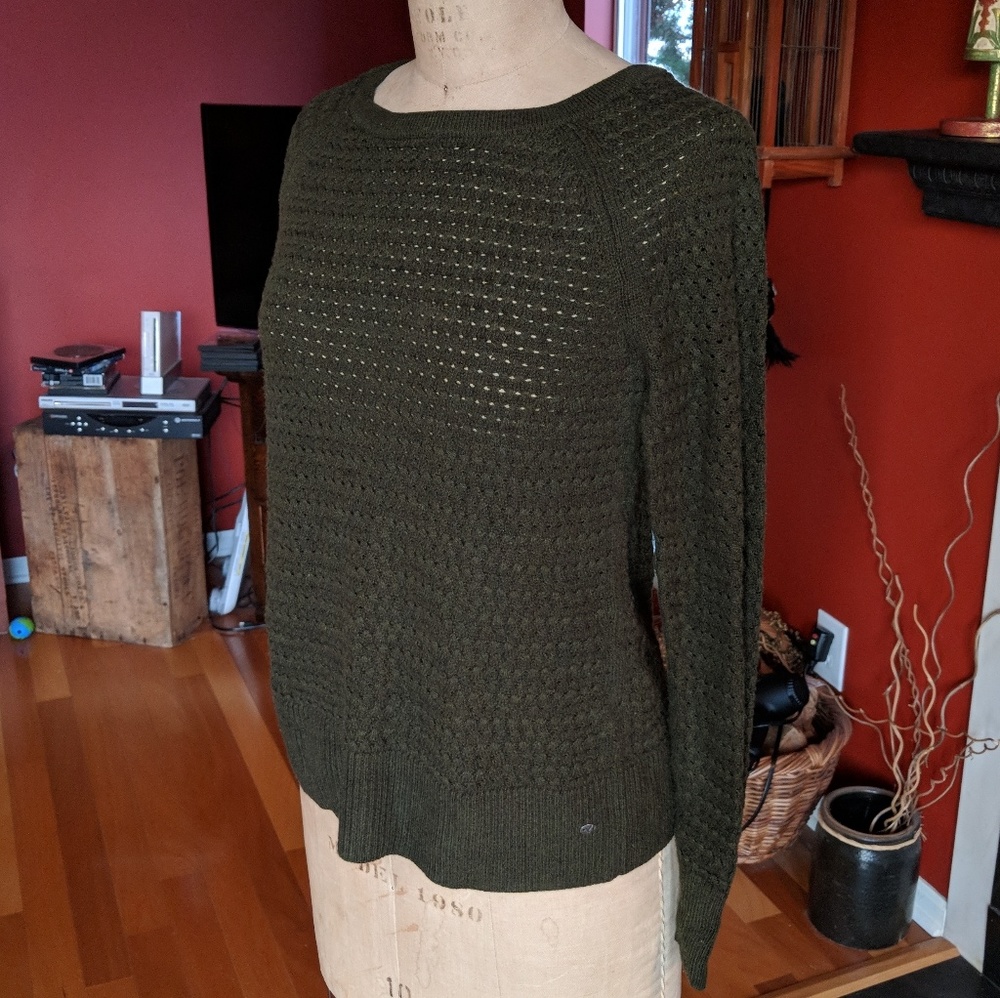 American Eagle SUPER Soft Sweater